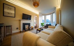 Spacious Flat, Close To The City Centre With Scenic Views